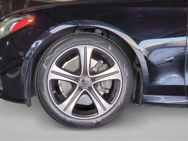 Used 2018 Mercedes-Benz E 300 image 25