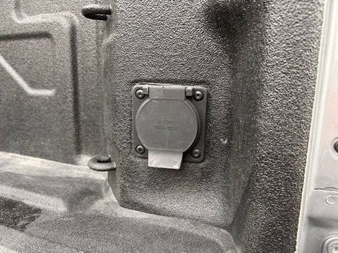 Used 2024 GMC Sierra 3500 Denali w/ Denali Reserve Package image 13