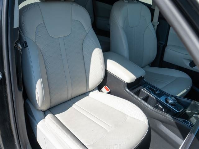 Certified 2026 Kia Sorento EX AWD/4WD image 9