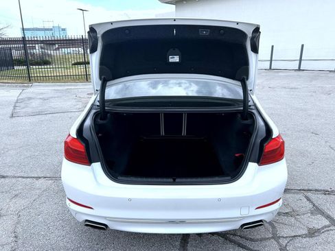 Used 2017 BMW 540i xDrive image 21