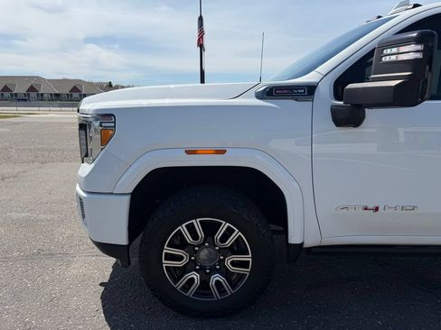 Used 2022 GMC Sierra 3500 AT4 w/ AT4 Preferred Package AWD/4WD image 10