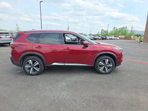 Used 2023 Nissan Rogue Platinum w/ Platinum Premium Package AWD/4WD image 4