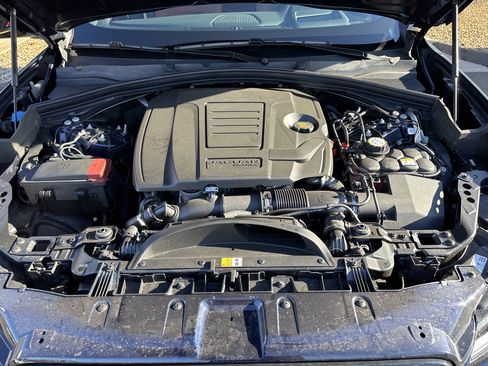 Used 2026 Jaguar F-PACE R-Dynamic S image 24