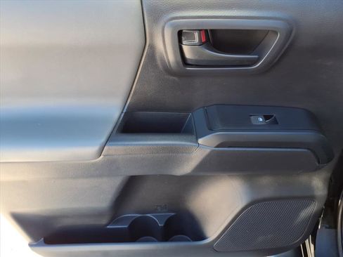 Used 2023 Toyota Tacoma SR image 33