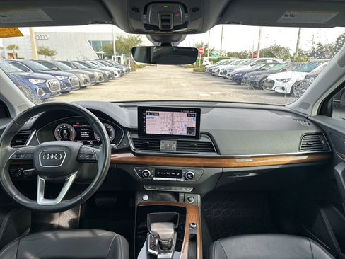 Used 2022 Audi Q5 2.0T Premium Plus w/ Premium Plus Package image 9