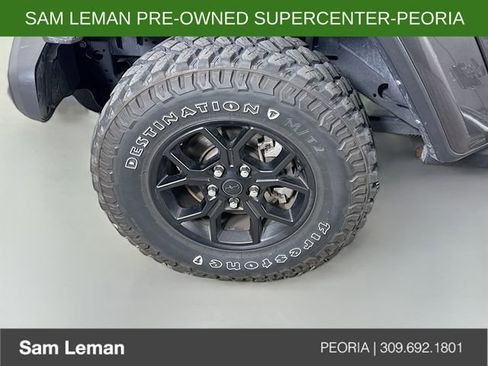Used 2024 Jeep Gladiator Sport AWD/4WD image 25