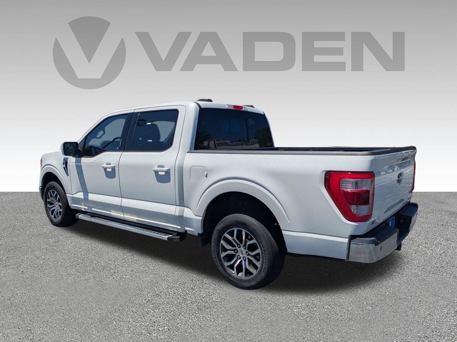 Used 2022 Ford F150 Lariat RWD image 23