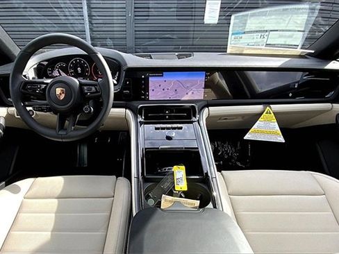 New 2026 Porsche Panamera 4 image 6