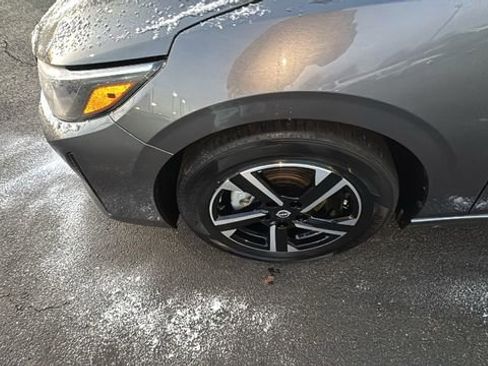 Used 2024 Nissan Sentra SV image 38