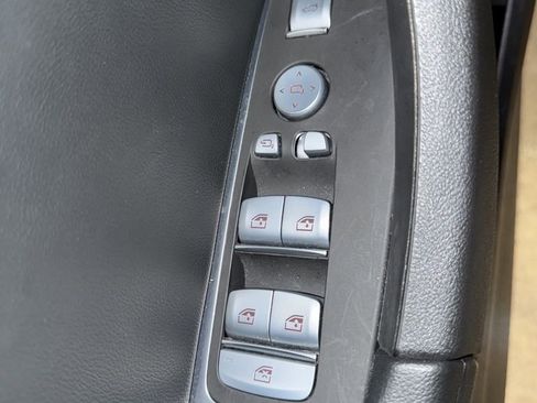 Used 2023 BMW X3 xDrive30i w/ Premium Package image 43