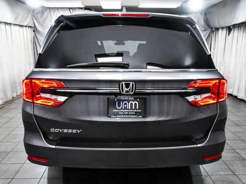Used 2023 Honda Odyssey EX-L image 5