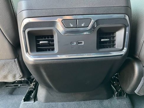 Used 2025 GMC Sierra 3500 Denali w/ Denali Reserve Package AWD/4WD image 21