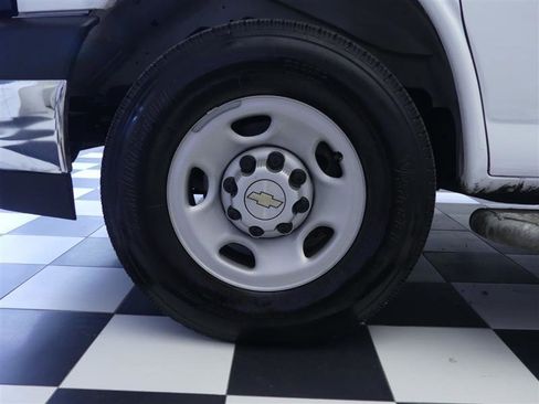 Used 2023 Chevrolet Express 2500 w/ Driver Convenience Package image 23