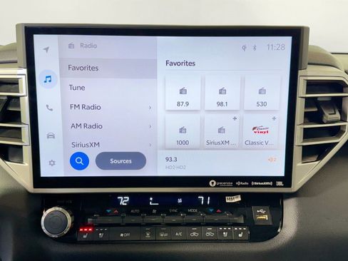 Used 2022 Toyota Tundra Limited w/ TRD Off-Road Package image 15