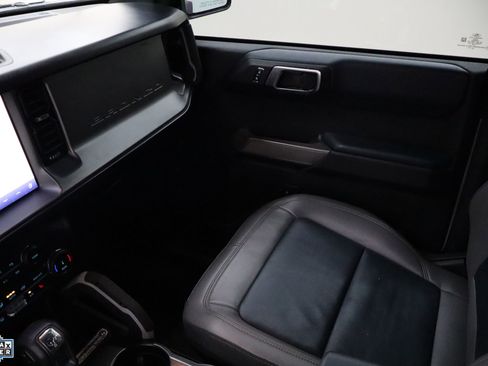 Used 2022 Ford Bronco Outer Banks w/ Sasquatch Package image 26