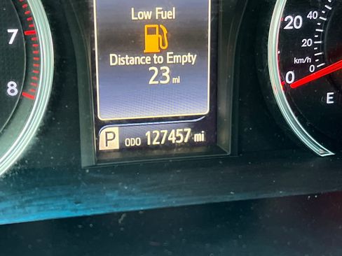 Used 2015 Toyota Camry SE image 21