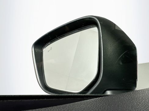 Used 2018 Mitsubishi Eclipse Cross SE image 16