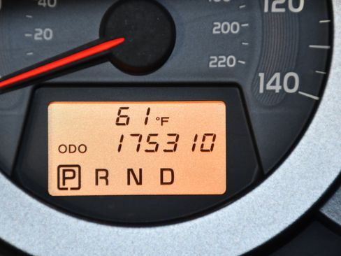 Used 2011 Toyota RAV4 2WD w/ Upgrade Value Pkg image 17