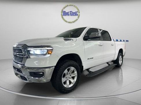 Used 2023 RAM 1500 Laramie AWD/4WD image 1