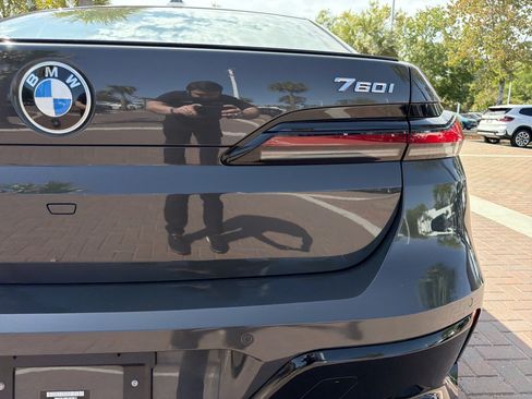 Used 2023 BMW 760i xDrive w/ Executive Package image 38