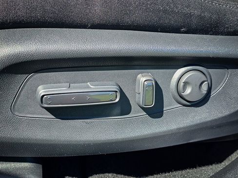 Used 2024 Honda CR-V EX image 15