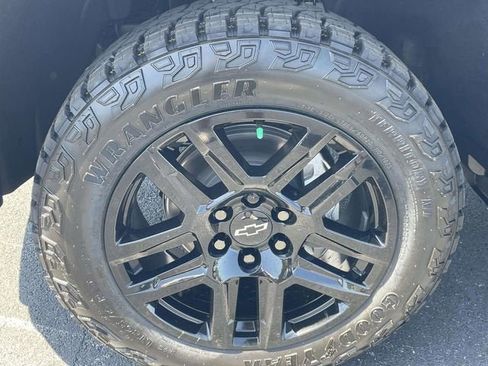 New 2026 Chevrolet Silverado 1500 LT Trail Boss image 6