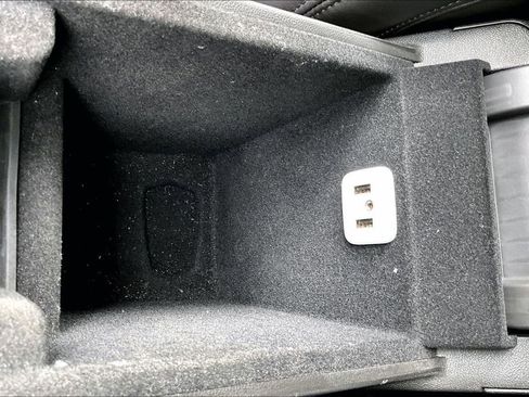 Used 2019 Cadillac XT5 Luxury FWD image 32