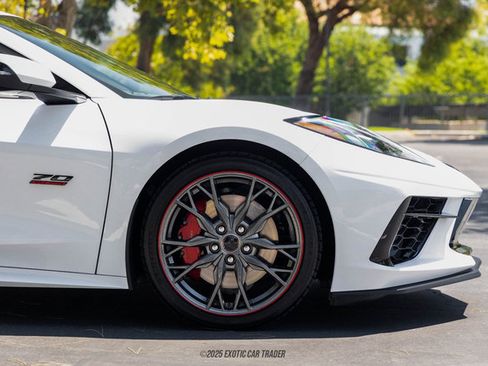 Used 2023 Chevrolet Corvette Stingray Premium Cpe w/ Z51 Performance Package image 11