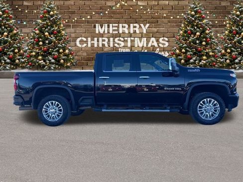 Used 2023 Chevrolet Silverado 3500 High Country w/ Z71 Off-Road Package image 7