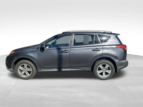 Used 2015 Toyota RAV4 XLE AWD/4WD image 2