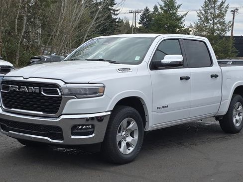 Used 2025 RAM 1500 Big Horn image 7