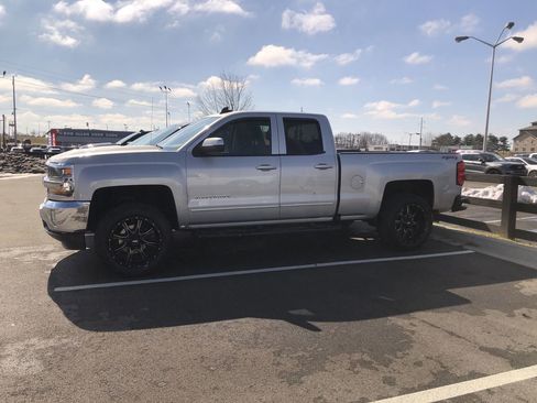 Used 2017 Chevrolet Silverado 1500 LT w/ All Star Edition image 3
