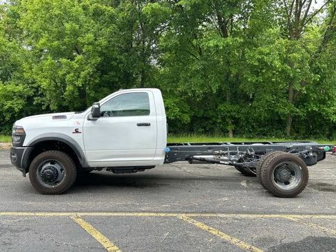 New 2025 RAM 5500 Tradesman image 5
