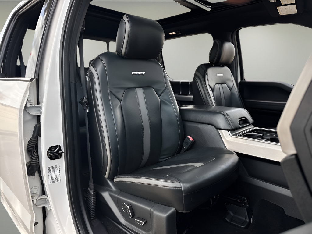 Used 2019 Ford F450 Platinum w/ Platinum Ultimate Package AWD/4WD image 22
