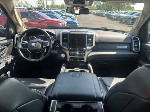 Used 2019 RAM 1500 Laramie AWD/4WD image 19