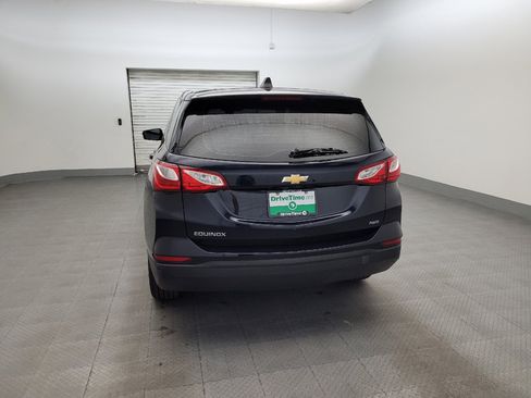 Used 2021 Chevrolet Equinox LS AWD/4WD image 6