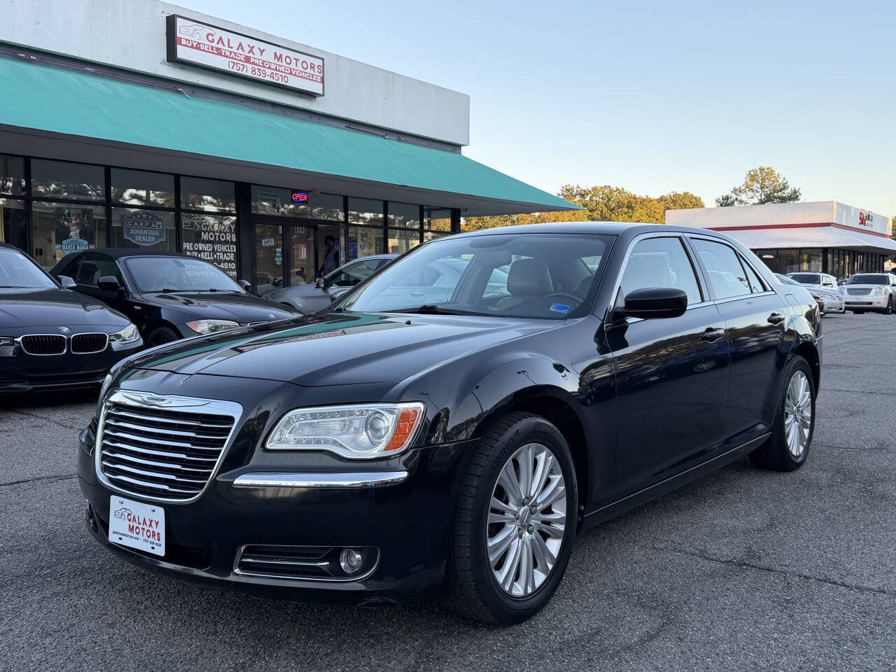 Used 2013 Chrysler 300 AWD image 1