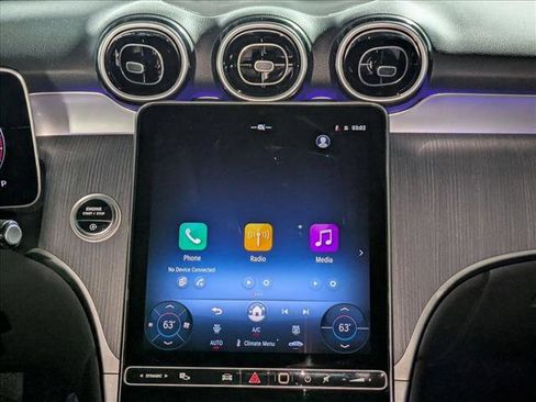 Certified 2025 Mercedes-Benz GLC 300 image 17