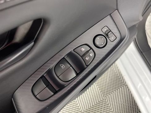 New 2025 Nissan Sentra S image 30