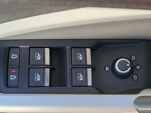 Used 2023 Audi Q3 2.0T Premium w/ 19" Wheel Package image 23