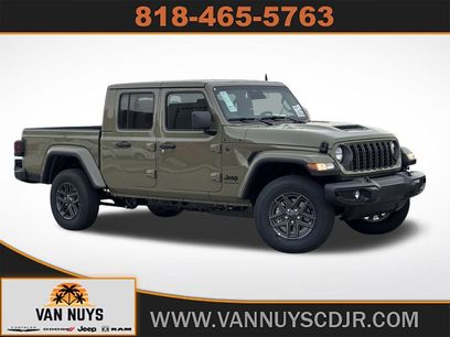 New 2026 Jeep Gladiator Sport