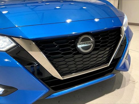 Used 2023 Nissan Sentra SR w/ Electronics Package image 32