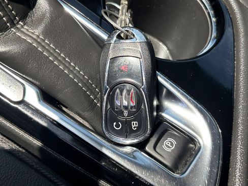 Used 2024 Buick Encore GX Sport Touring AWD/4WD image 21