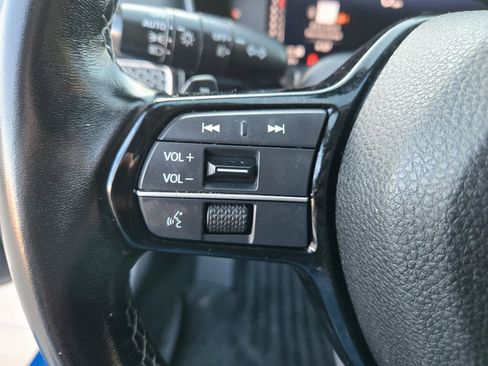 Used 2022 Honda Civic Touring image 11