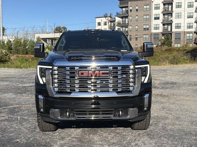 Used 2024 GMC Sierra 2500 Denali w/ Denali Reserve Package AWD/4WD image 2
