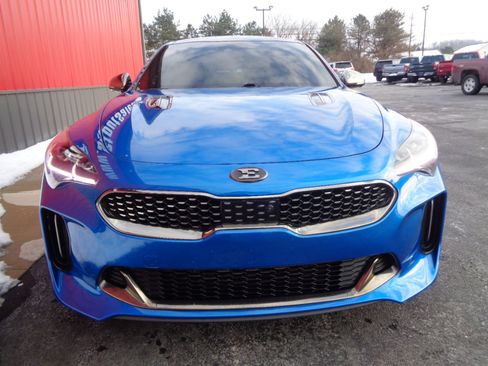Used 2018 Kia Stinger GT2 image 13