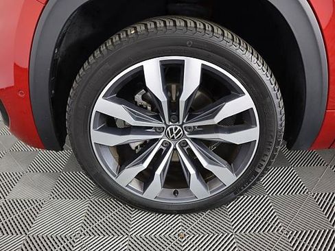 Used 2021 Volkswagen Atlas SEL Premium image 16