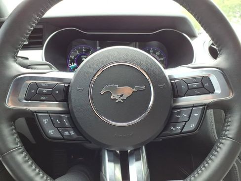 Used 2022 Ford Mustang GT Premium w/ Equipment Group 401A RWD image 16