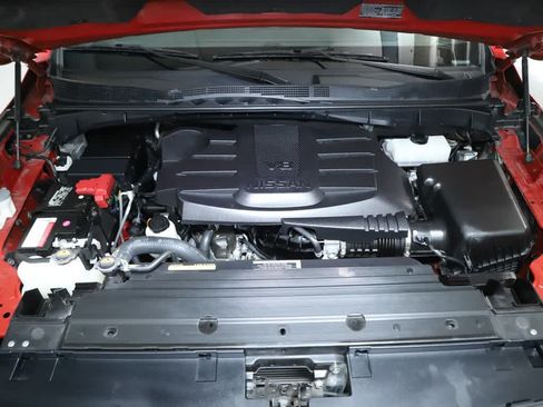 Used 2023 Nissan Titan PRO-4X w/ Pro-4x Convenience Package AWD/4WD image 43