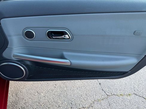 Used 2005 Chrysler Crossfire Limited RWD image 16